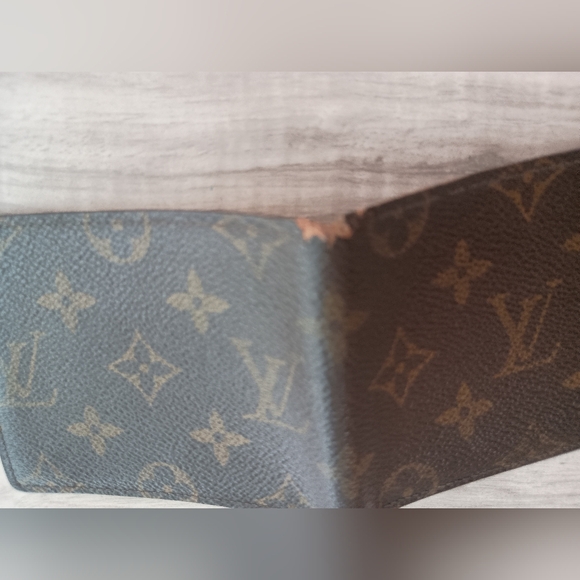 Louis Vuitton Monogram Bifold Wallet Men’s Authentic - Picture 4 of 9